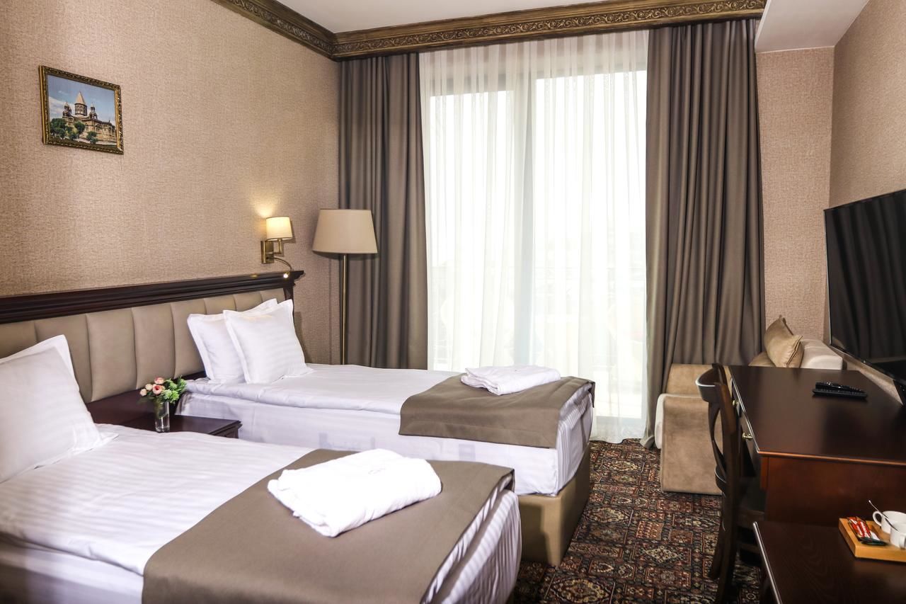 Отель Konyak Hotel Ереван-25