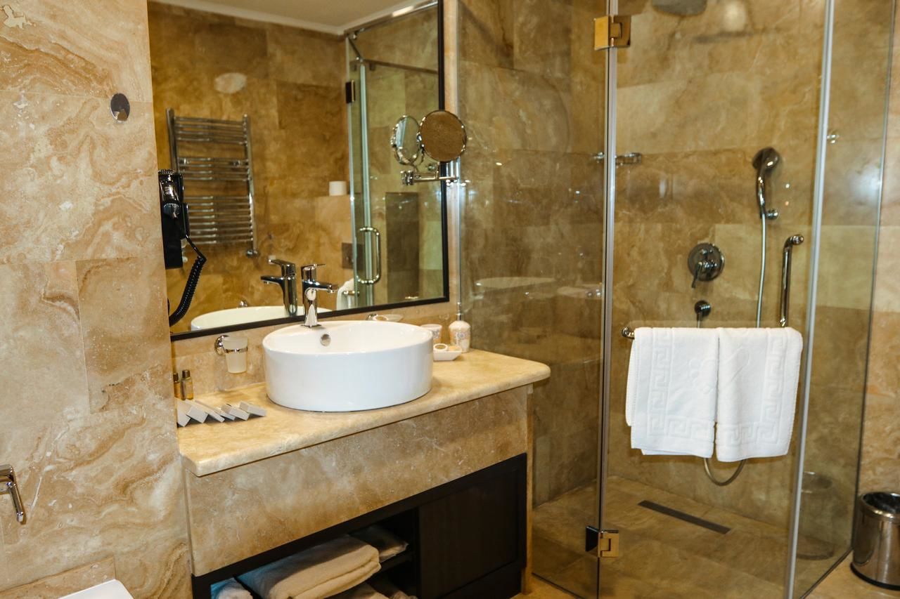 Отель Konyak Hotel Ереван-37