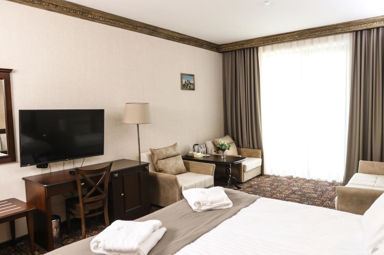 Отель Konyak Hotel Ереван-42