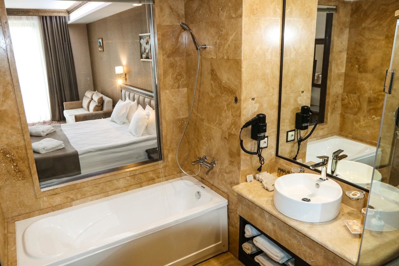 Отель Konyak Hotel Ереван-7