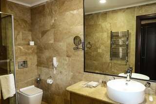 Отель Konyak Hotel Ереван Двухместный номер с 2 отдельными кроватями-2