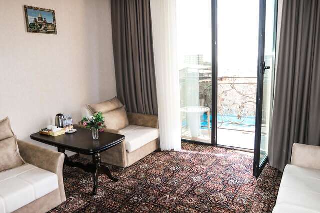 Отель Konyak Hotel Ереван-35