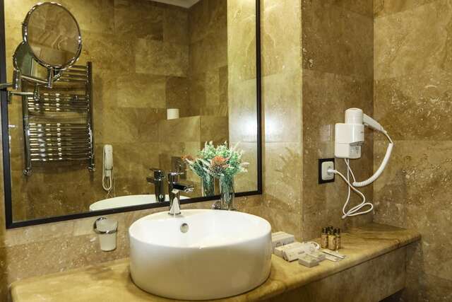Отель Konyak Hotel Ереван-37